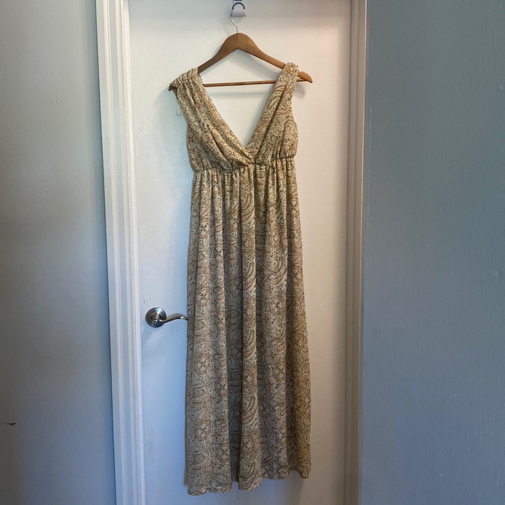 H&M Paisley Patterned Maxi Dress